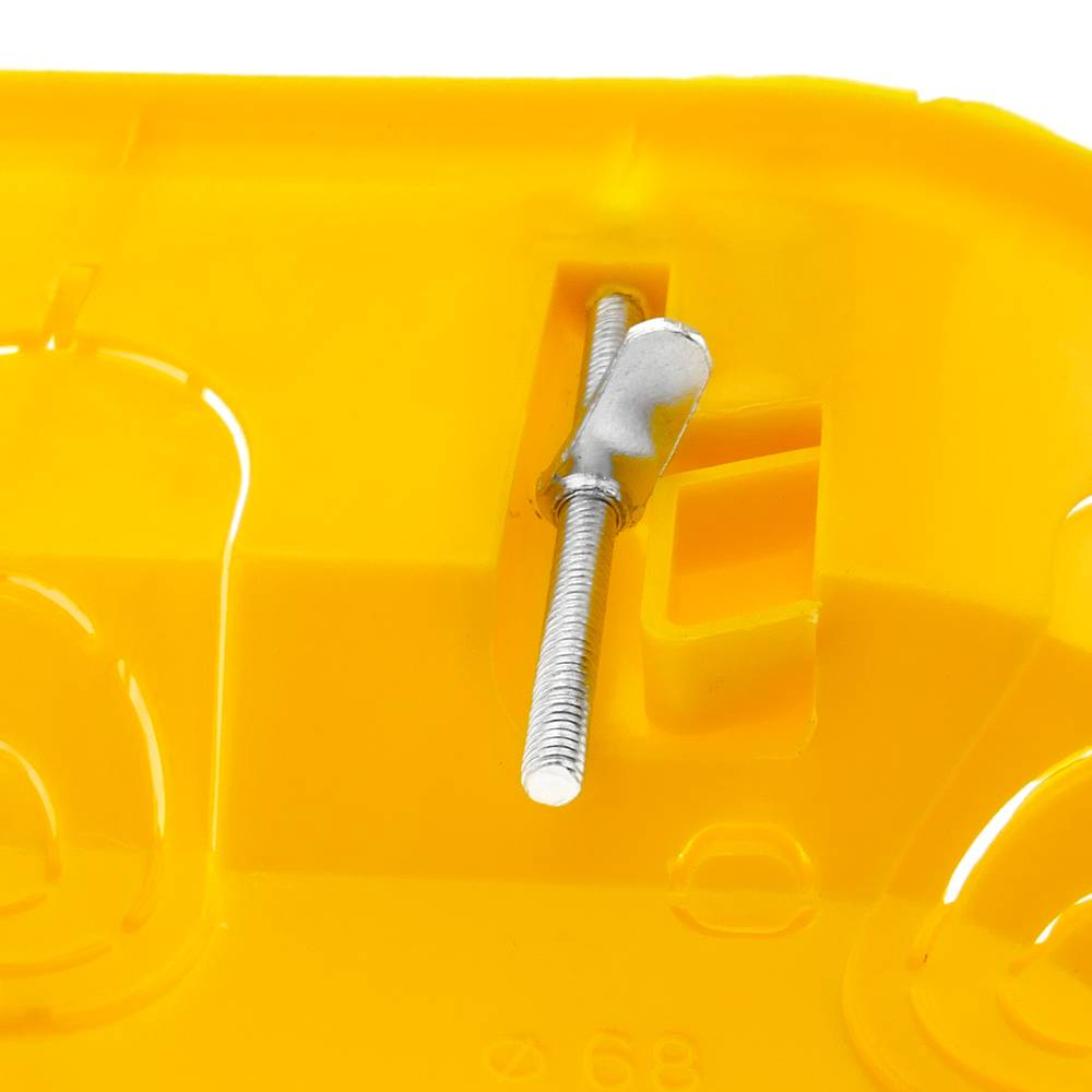 Wpuszczane pudełko 215x74mm na puste ściany