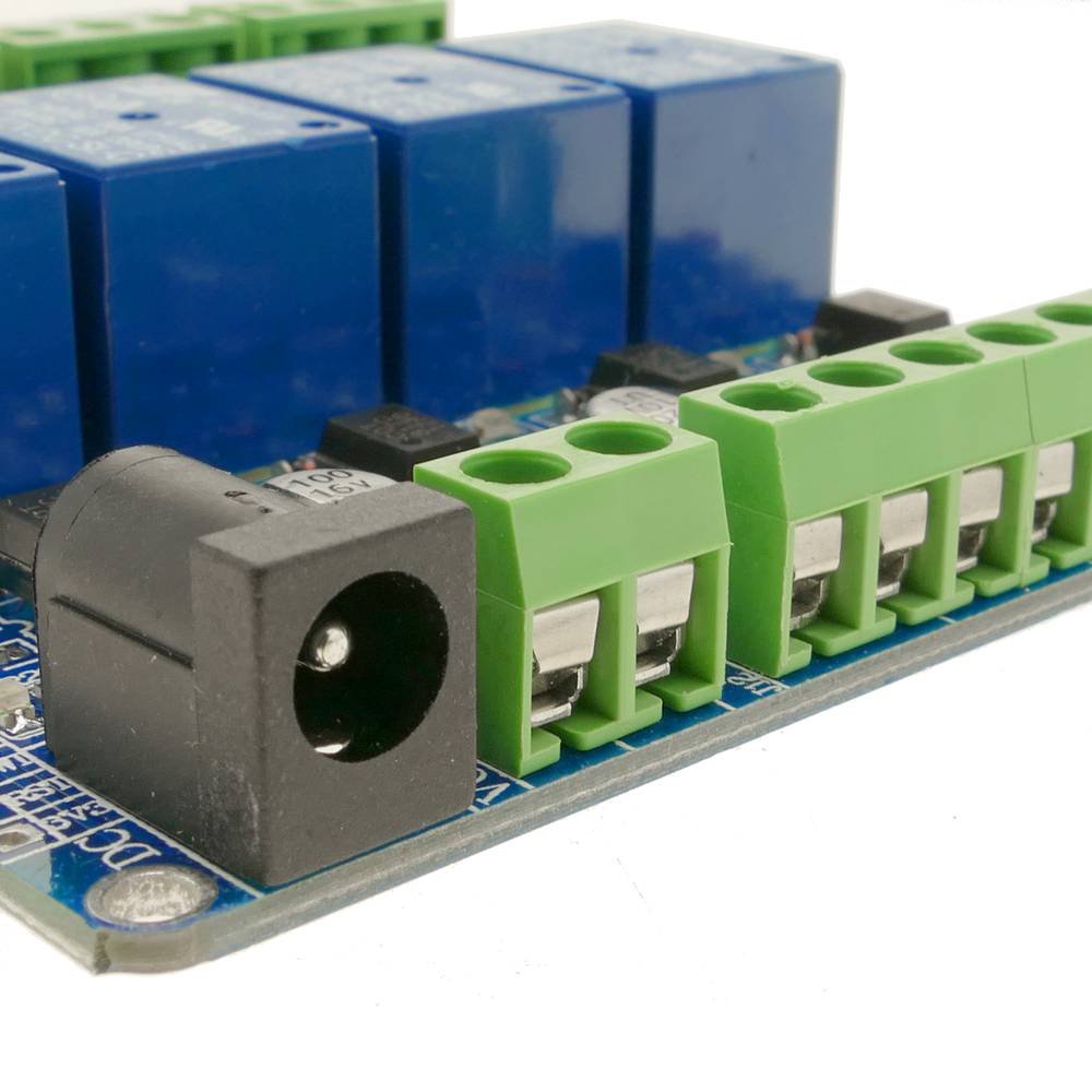 Circuit imprès amb 4 relé amb Modbus RTU DIY STM8S103, i comunicació sèrie RS485