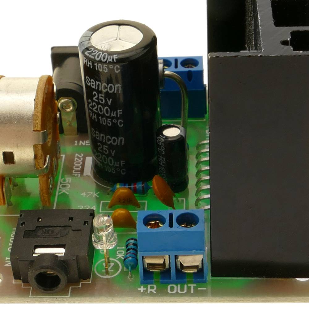 Amplificatore audio TDA7297, 15W + 15W, 12V, con potenziometro. Modello DW-0427