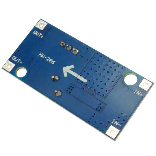DC-DC 1,25 V-36 V 5 A-voeding met DW-0408-spanningsomvormer