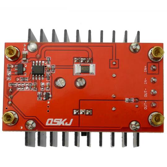 DC-DC 10-32V naar 12-35V 150W voeding met DW-0421-omzetter