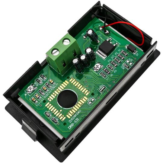 3-cijferig LCD-display met 7.5-30 VDC voltmeter voor zwart paneel