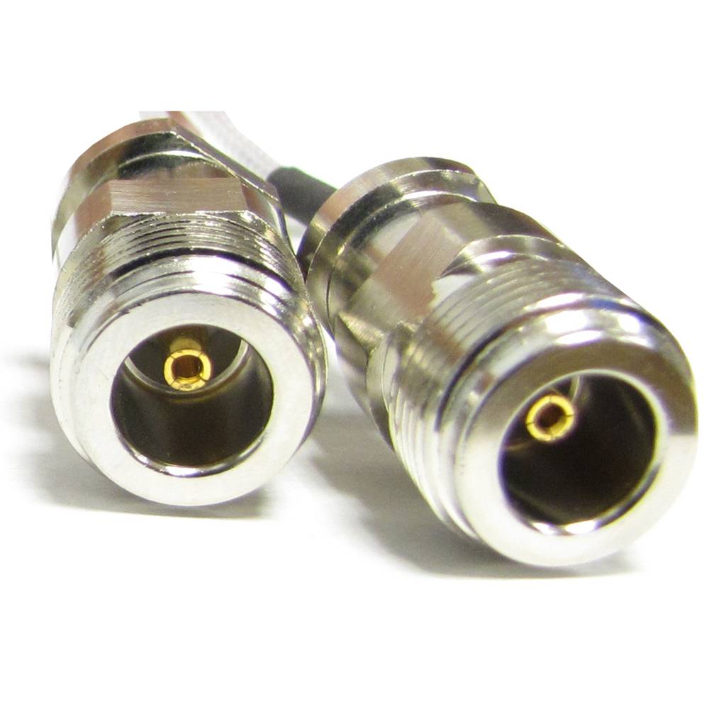 Roof antenna from 2400 to 5850 MHz 3 dBi