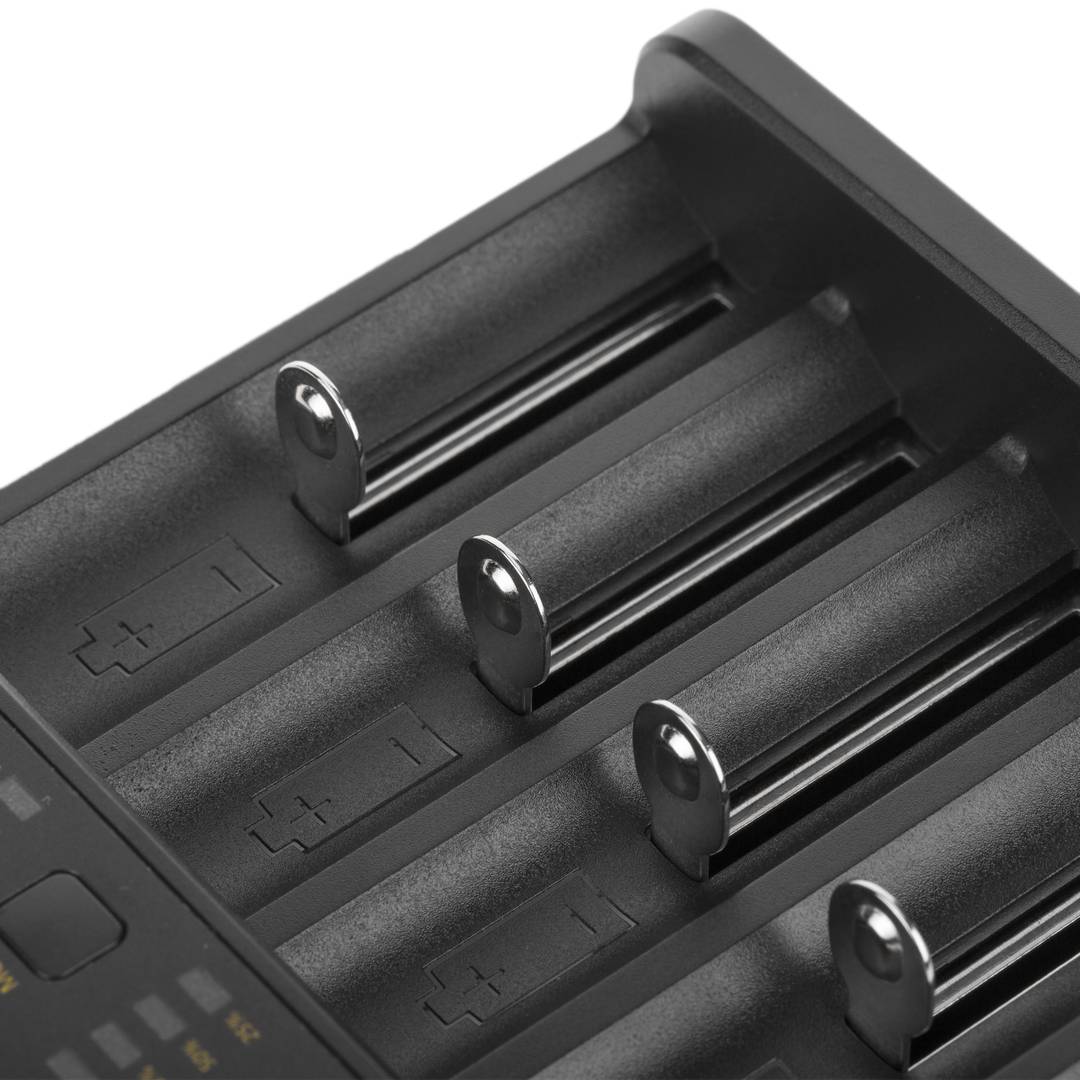 Chargeur universel intelligent USB 5 VDC 2A pour batteries Li-ion Ni-Mh/Cd