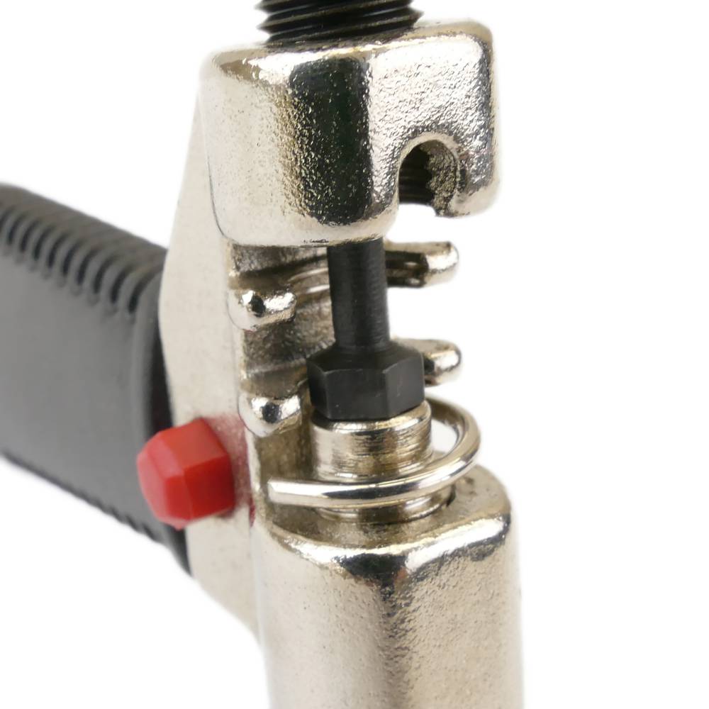 Gereedschap voor het repareren van een fietsketting