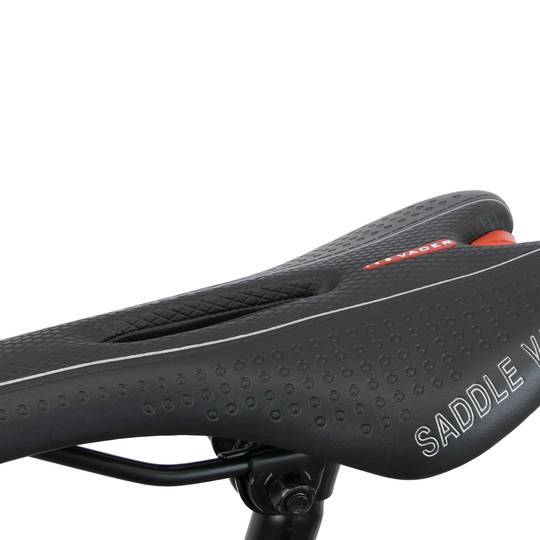Seient seient de bicicleta de muntanya i curses negre