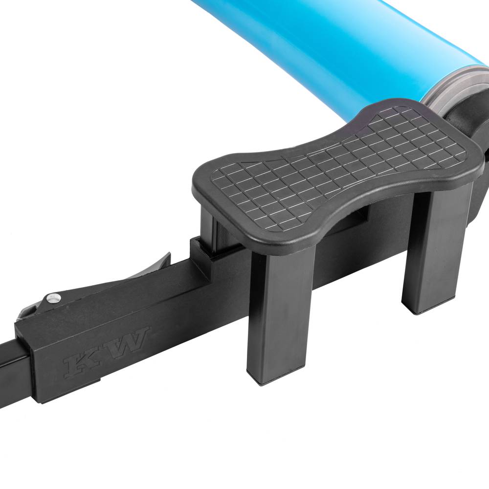 Rouleau d'entraînement pour vélo avec serrage de l'essieu avant