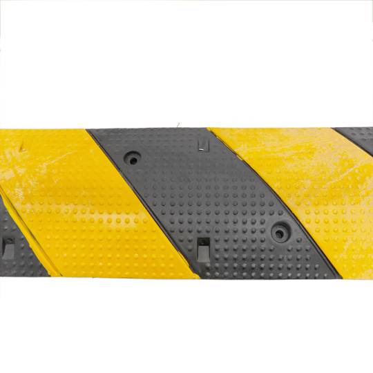 Aardingsringen voor bescherming van elektrische kabels 1-weg 99x30 cm en snelheidsreductiemiddel