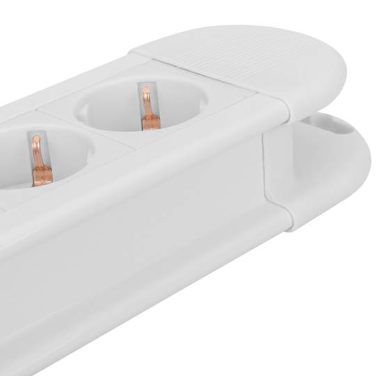 10 schuko stekkerdoos met schakelaar en overspanningsbeveiliging wit (1,5 m kabel)