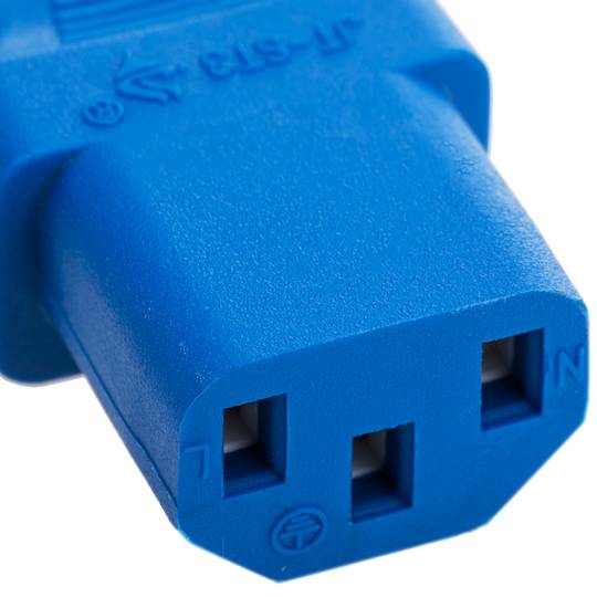 Cable elèctric d'alimentació IEC60320 C13 a schuko mascle colzat de color blau 3 metres