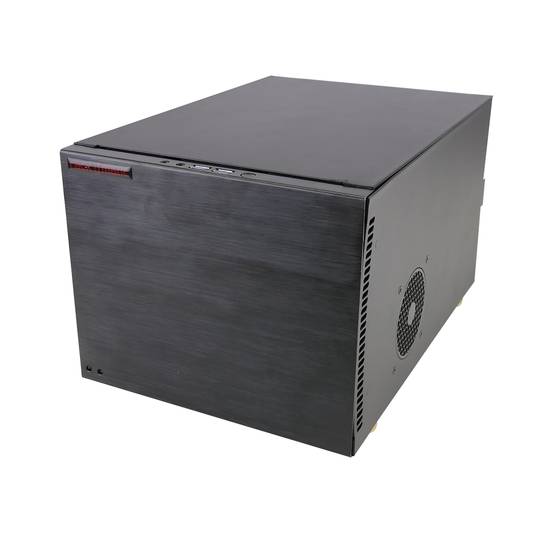 ATX Cubic Box 4 wymienne dyski twarde SATA z kablem zasilającym