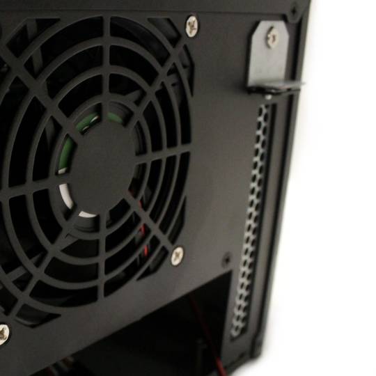 Mini ITX kubische Schachtel mit 2 SATA HDD 220x154x245mm