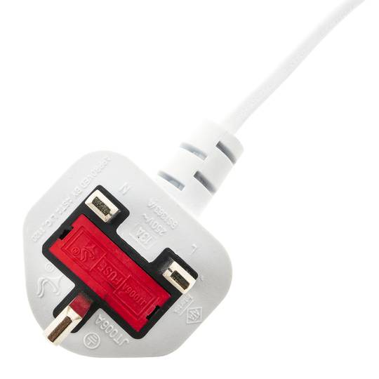 Cable eléctrico British Standard BS-1363-1 a IEC-60320-C7 de 1.8m blanco
