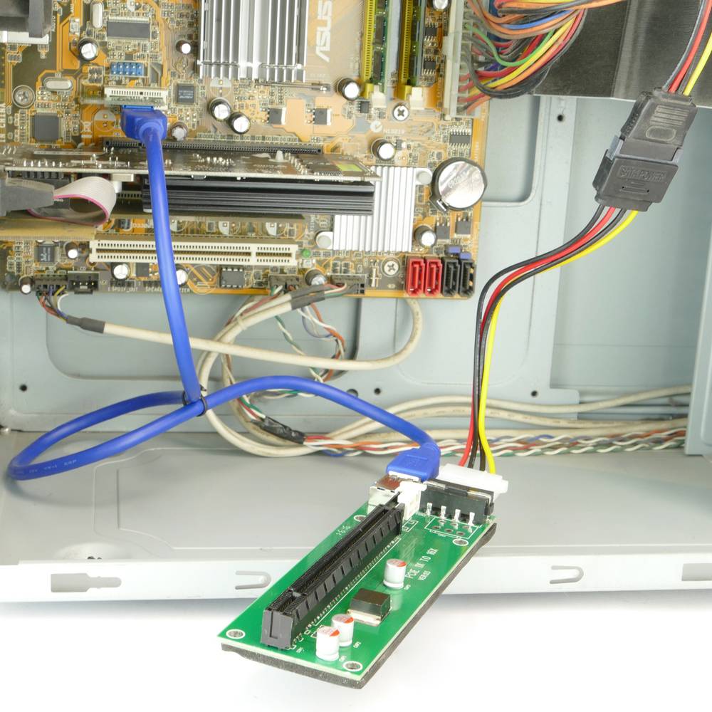 Adapter von USB 3.0 auf PCIe PCIexpress 16X mit Stromversorgung
