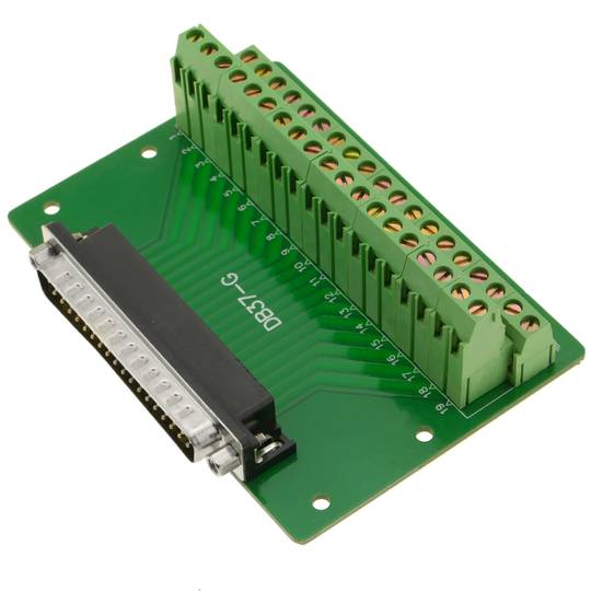 Adattatore di connessione seriale DB37-maschio alla morsettiera a 38 pin