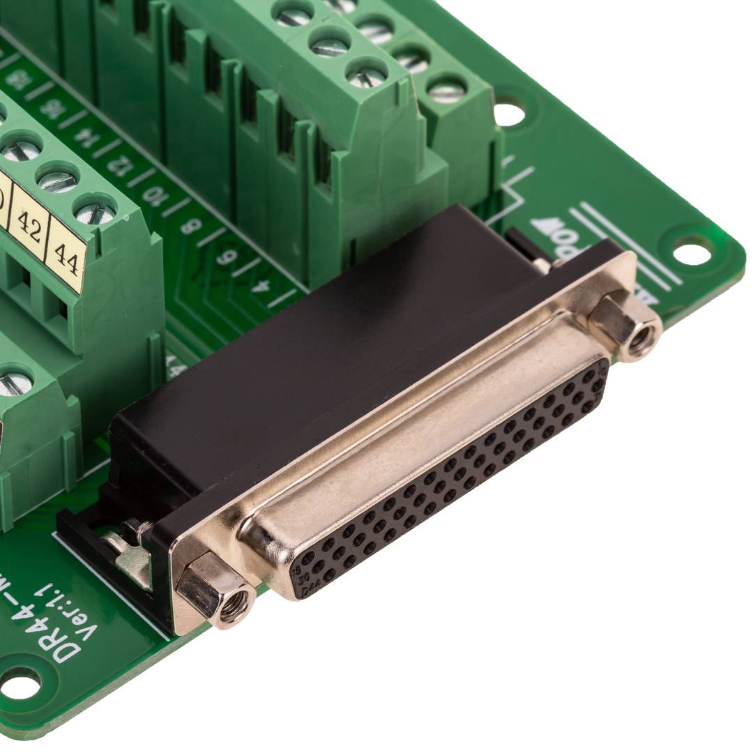 Adattatore di connessione seriale DR44-femmina alla morsettiera a 48 pin