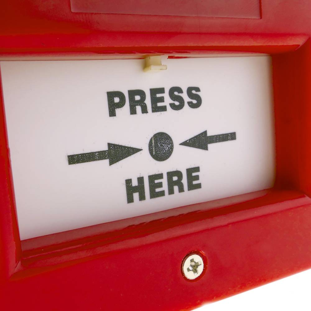 Bouton manuel d'urgence avec couvercle pour alarmes incendie