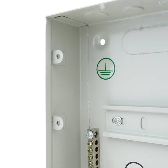 Caja de distribución eléctrica de 6 módulos 17.5 mm IP40 para superficie de metal SPN