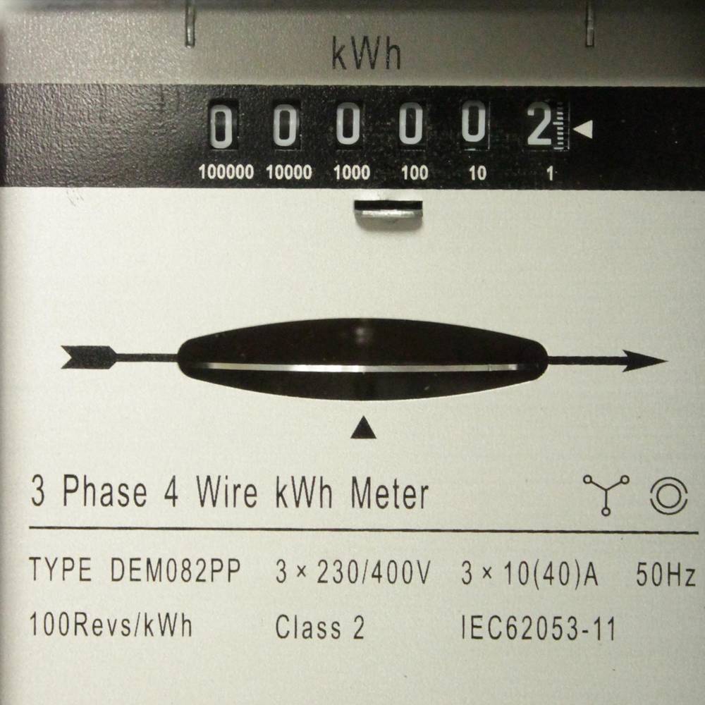 Compteur d'électricité 3 phases 3x10A 230V 50Hz plastique noir