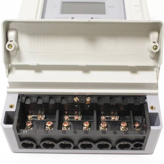 Medidor de energia elétrica digital trifásico 3x10A 230V 50Hz