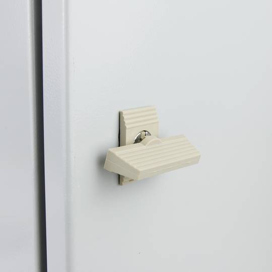 Metal electrical distribution box IP65 for wall mounting 200x200x150mm