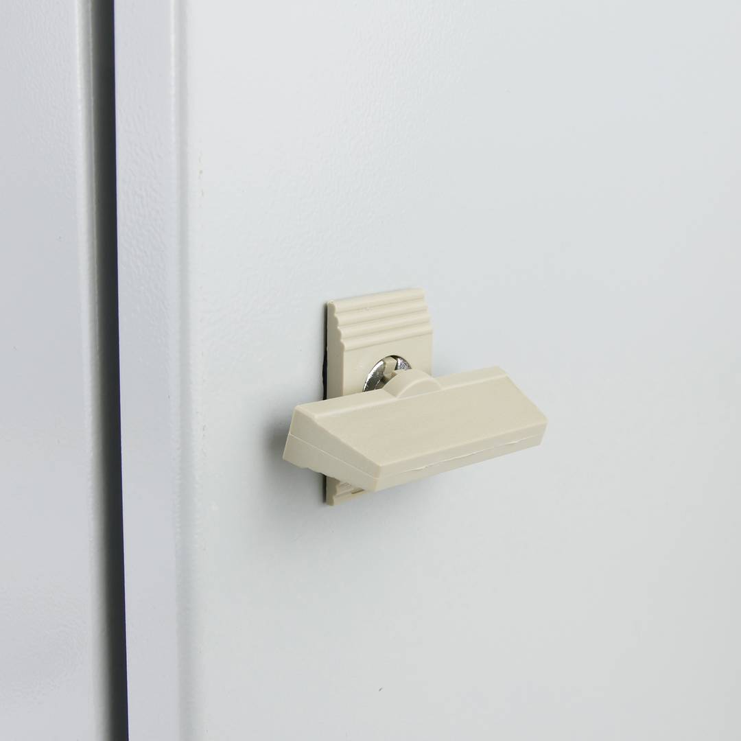 Metal electrical distribution box IP65 for wall mounting 400x400x200mm