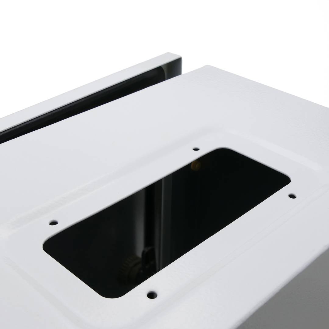 Metal electrical distribution box with IP65 protection for wall mounting 500x300x200mm