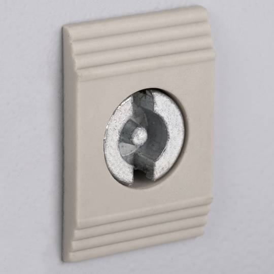 Metal electrical distribution box with IP54 protection for wall fixing 400x500x200mm