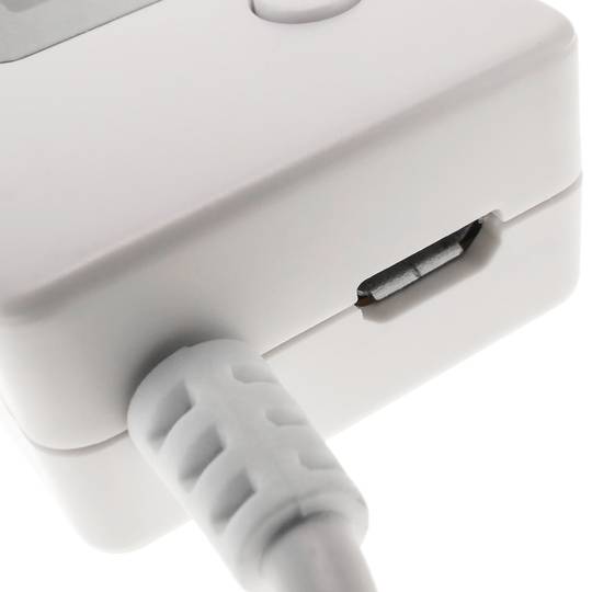 Voltmètre Ampèremètre et niveau de charge USB avec viseurs à 4 chiffres modèle DW-0891