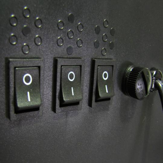 Spotlight 455W continui con hex fienile