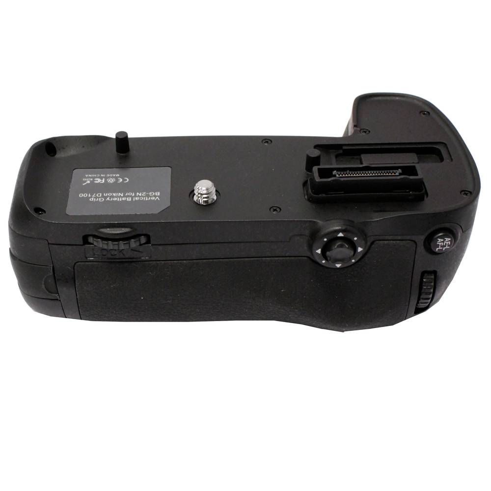 Camera Grip for Nikon D7100 DSLR