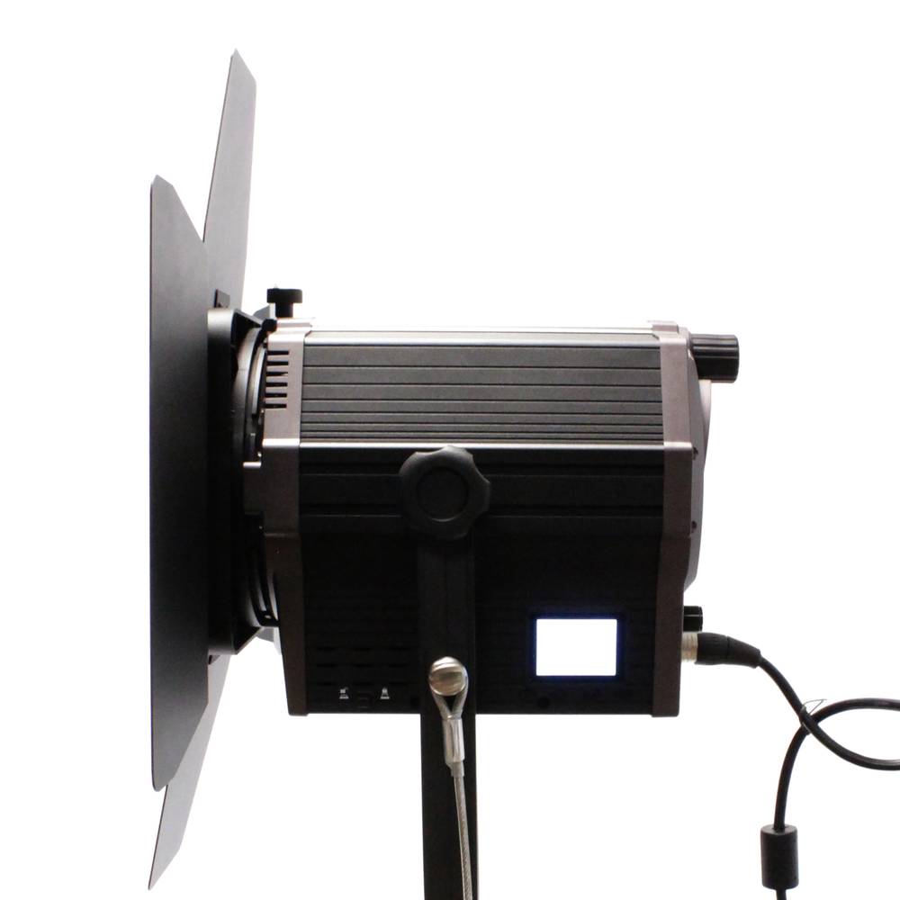 Reflektor Fresnela DMX 100W 5600K LED-COB