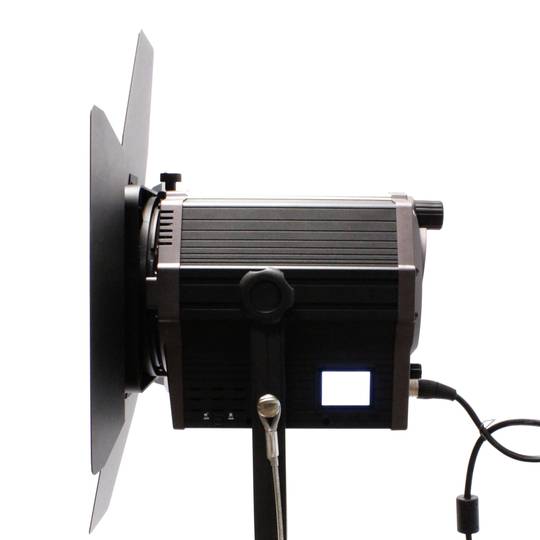 Reflektor Fresnela DMX 100W 5600K LED-COB