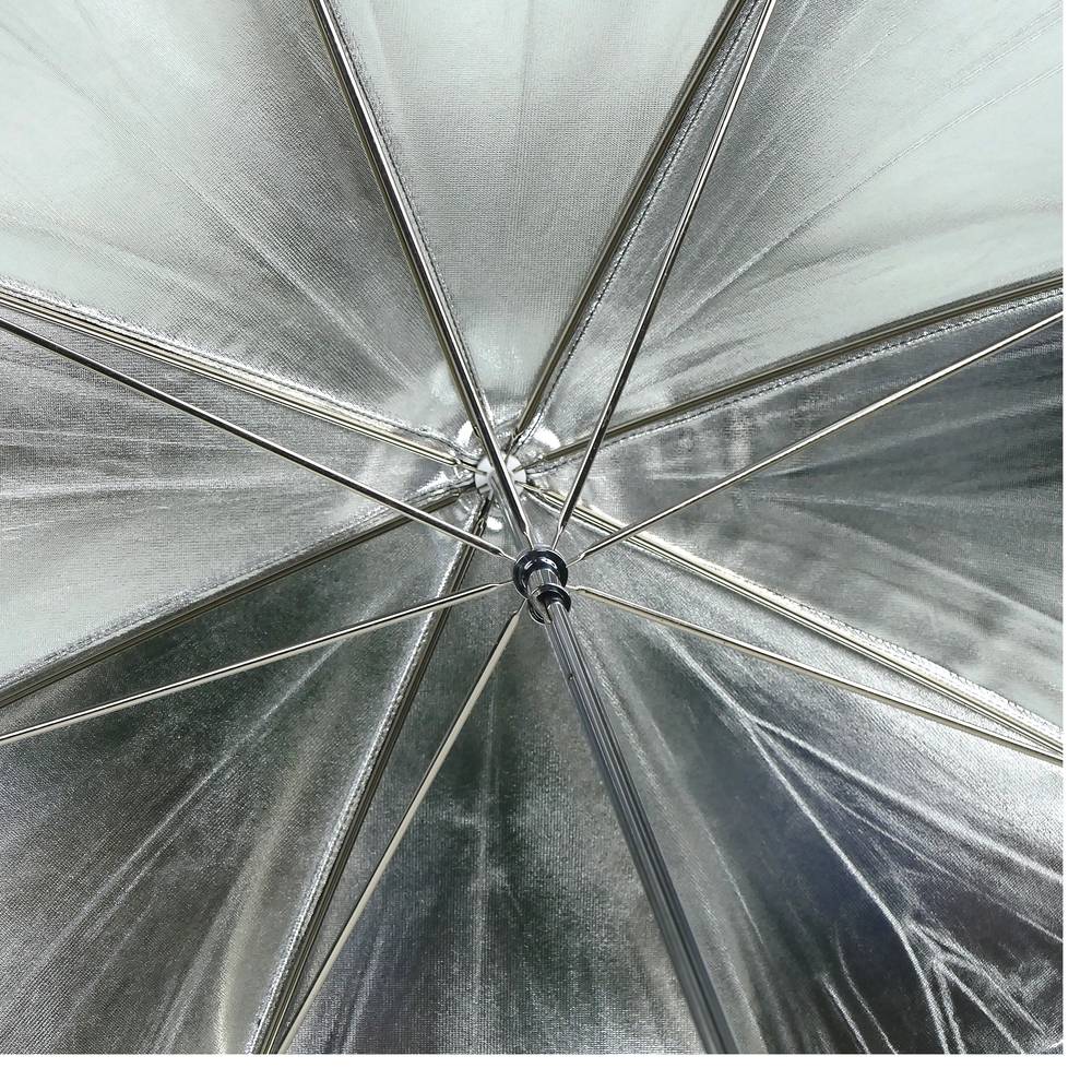 Srebrny parasol odblaskowy o długości 95 cm