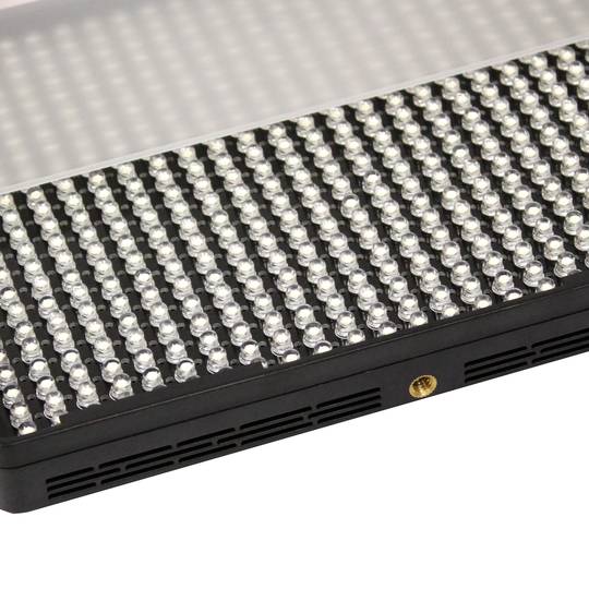 600 panneau LED 36W 5500K et 3200K accent