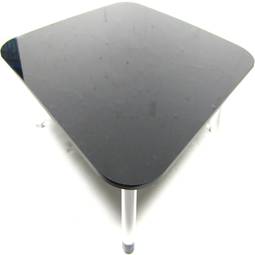 Methacrylat-Tabelle für Schwarz-Weiß-Stillleben