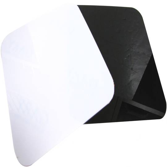 Table methacrylate black and white still lifes