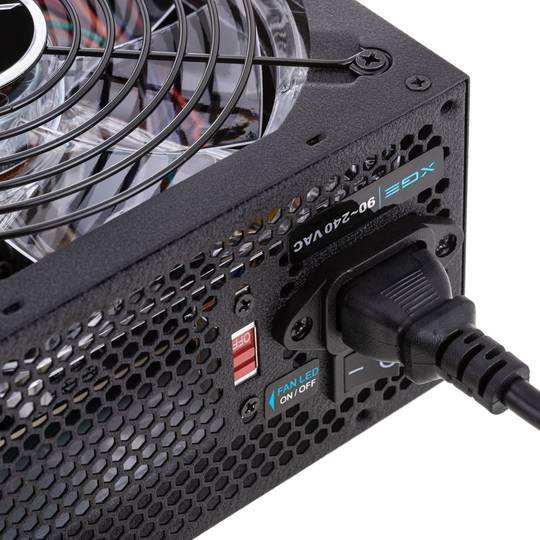 Font d'alimentació TooQ Gaming XGE II amb ventilador amb LED 140 mm PFC actiu 600 W