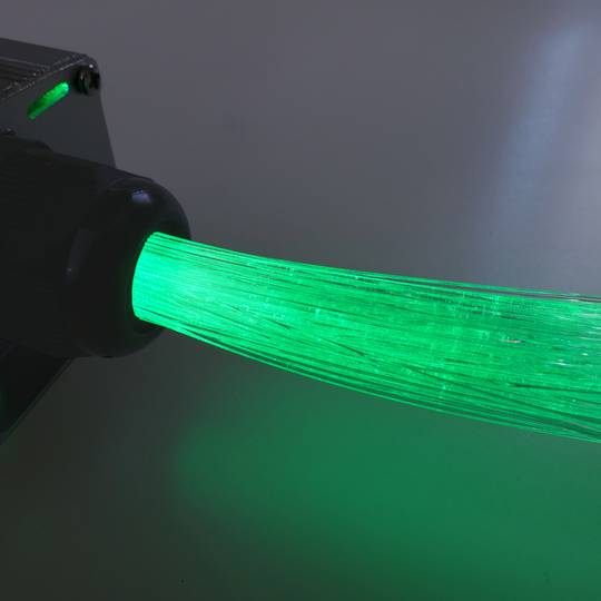 Liio Standard Green: LED USB rechargeable illuminating reflective modular  strap/band system – Liio