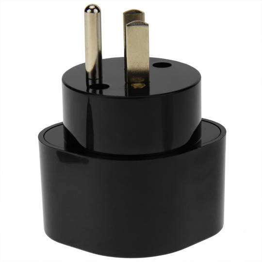 Adattatore Schuko per presa americana nero con messa a terra