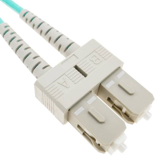 Wielomodowy kabel światłowodowy OM4 MMF dupleks 50 µm / 125 µm SC-SC 10m