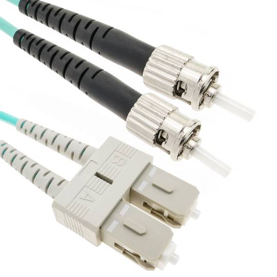 Wielomodowy kabel światłowodowy OM4 MMF dupleks 50 µm / 125 µm ST-SC 20m