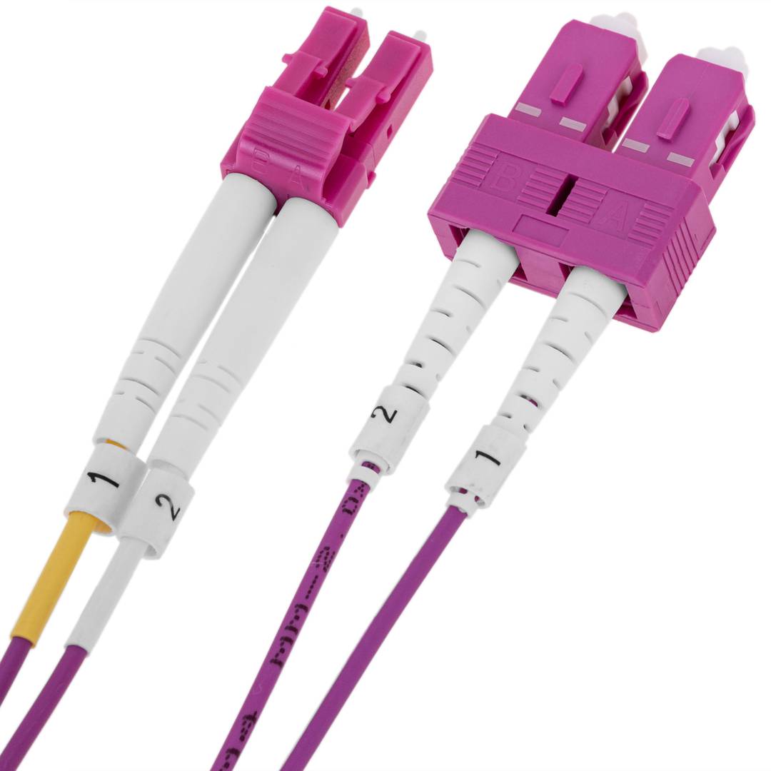 Câble fibre optique multimode OM4 MMF duplex 50µm/125µm LC/UPC-SC/UPC 50cm