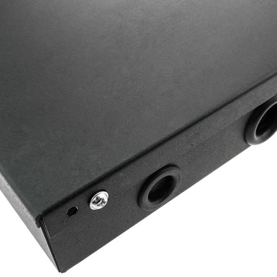 Patch panel rack 19