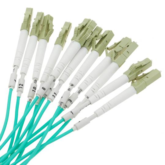 Câble Fanout à fibre optique OM3 multimode 50µm/125µm MTP/PC à 12 x LC/PC 10Gb de 1 m