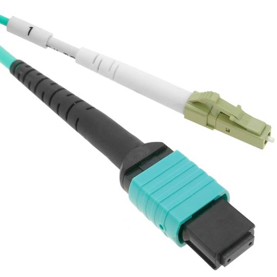 Câble Fanout à fibre optique OM3 multimode 50µm/125µm MTP/PC à 12 x LC/PC 10Gb de 3 m