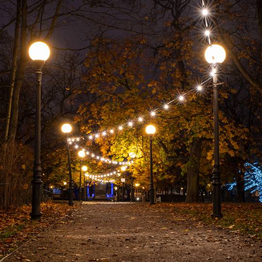 Ghirlanda di 40 luci bianche calde di 11,5 m con prolunga per interni da 240V e 120W