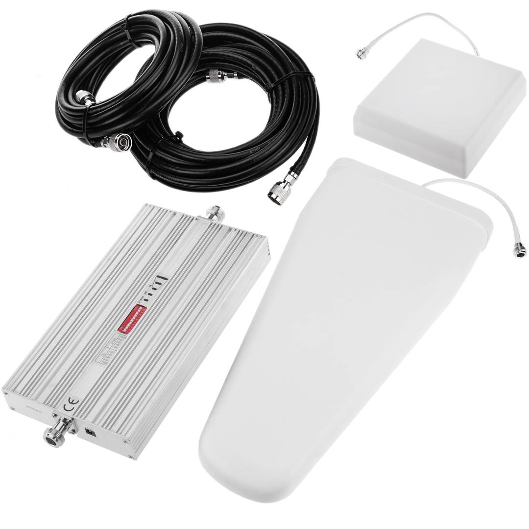 Amplifier repeater 3G 2100MHz 70dB with antennas and cables