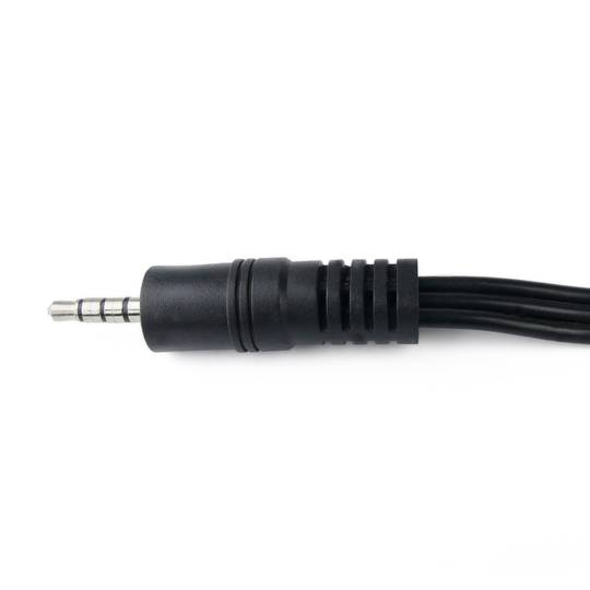 HDMI to VGA converter with analog AV