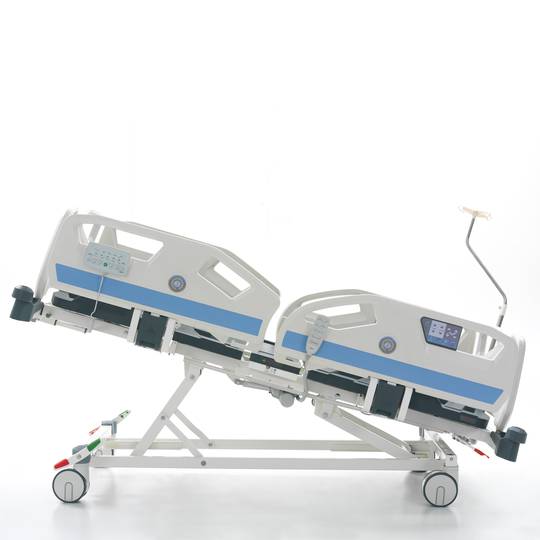 Lit d'hôpital de soins intensifs à quatre moteurs Nitrocare HB 8140 avec tige porte-sérum et jauge d'angle